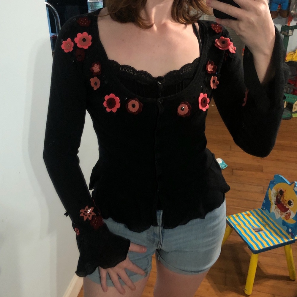 PRICE FIRM Fifi vintage Black cardigan with pink flower details